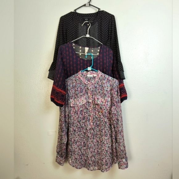 Bundle Of 3 Tops Women's  Size Small S - Picture 9 of 9